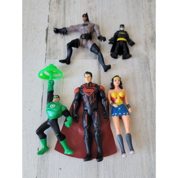 DC Comics Wonder Woman Superman Green Lantern Batman playset toy figure - Picture 1 of 11
